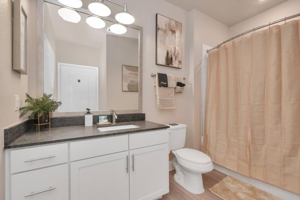 The Golden Treasure Near Kemah Boardwalk! Apartment Bagian luar foto